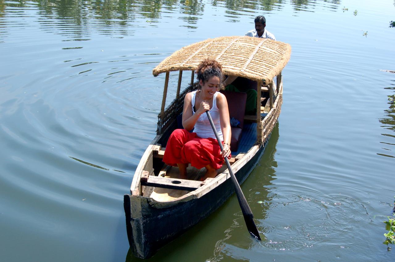 Mantra Heritage Home Alappuzha Buitenkant foto
